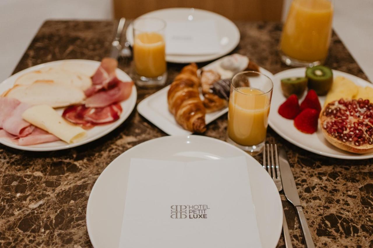 Hotel Petit Luxe 特拉萨 外观 照片